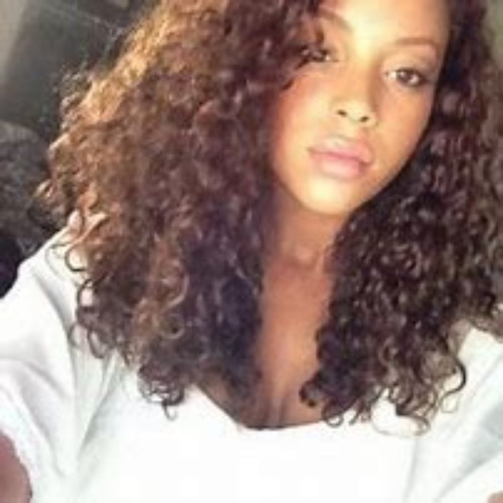 Meet Your Posher (Yaz CLoset)